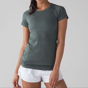 Lululemon Swiftly Tech Dark Forest